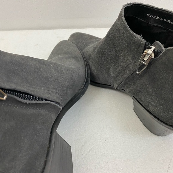 Dolce Vita Black Ankle Boots - Picture 6 of 12